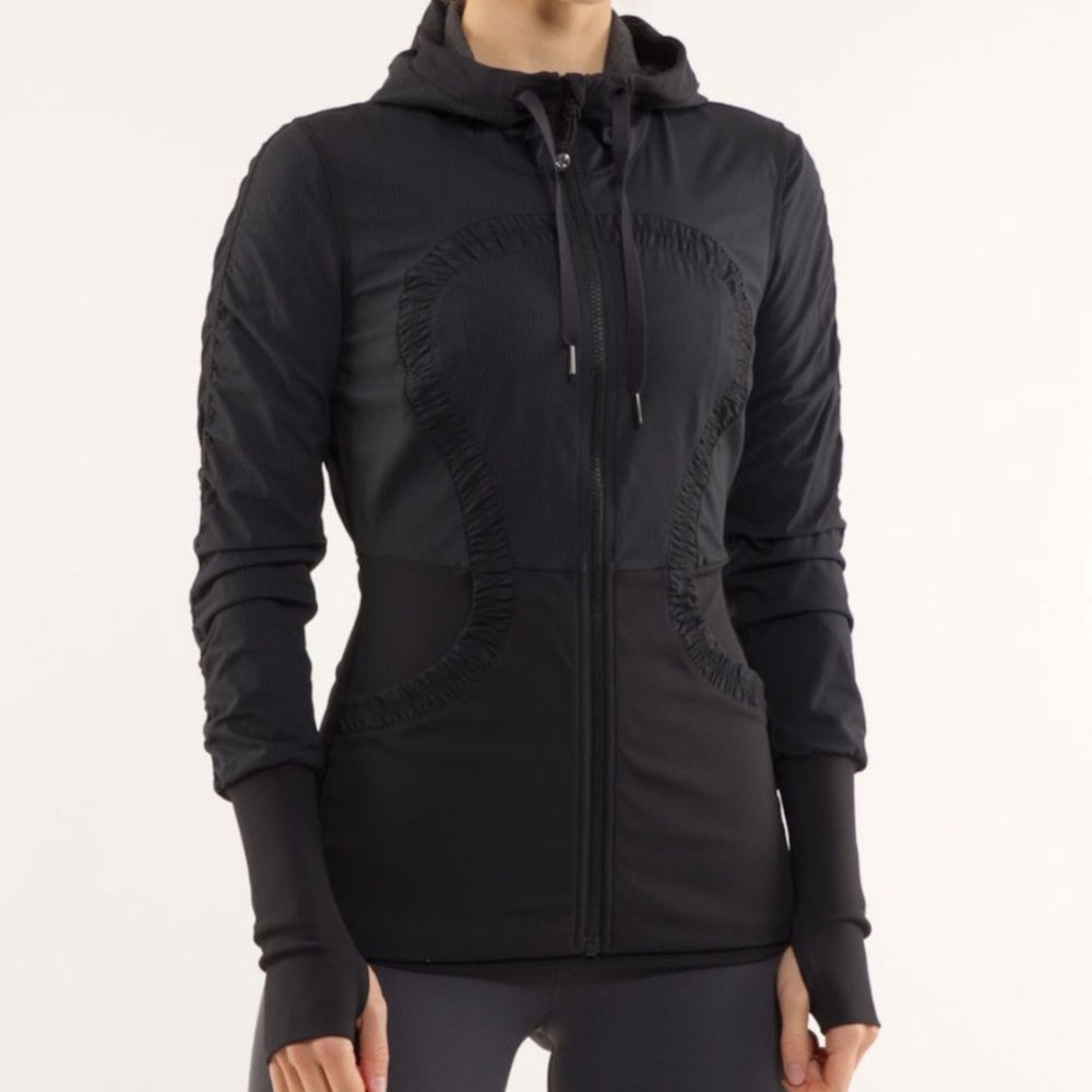 LULULEMON REVERSIBLE DANCE STUDIO JACKET